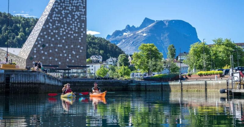 Åndalsnes: Kayaking in Majestic Romsdalsfjord - Paddling through Isfjorden: Calm Waters and Stunning Views