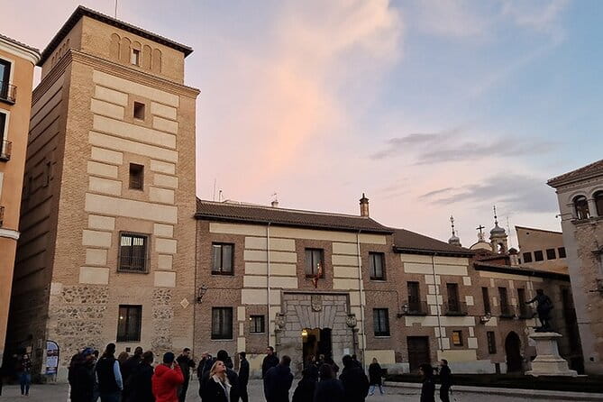 Andalusian Urban Escape - Exploring Madrid with the Andalusian Urban Escape