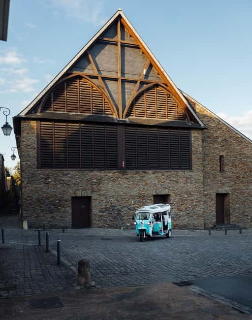 Angers: Ride in the Doutre in an electric Tuk Tuk - Discovering Angers in a New Way: The Electric Tuk-Tuk Adventure