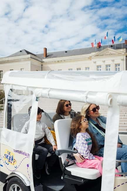 Angers: Street Art ride in an electric Tuk Tuk - Navigating the Itinerary: From Start to Finish