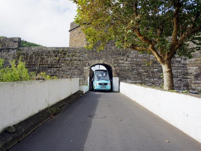 Angra Do Heroísmo: Panoramic City Tour - Audio Guide and Languages