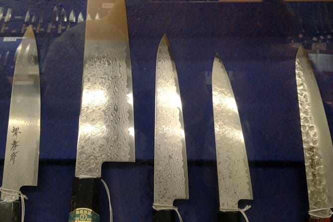 Anime Shopping Tour in Osaka: Figures, Manga, Maid Cafe, Knife - Ending the Tour at the Joysound Building