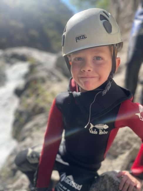 Annecy: Canyoning at the Angon waterfalls - Discovering the Angon Waterfalls Canyoning Adventure