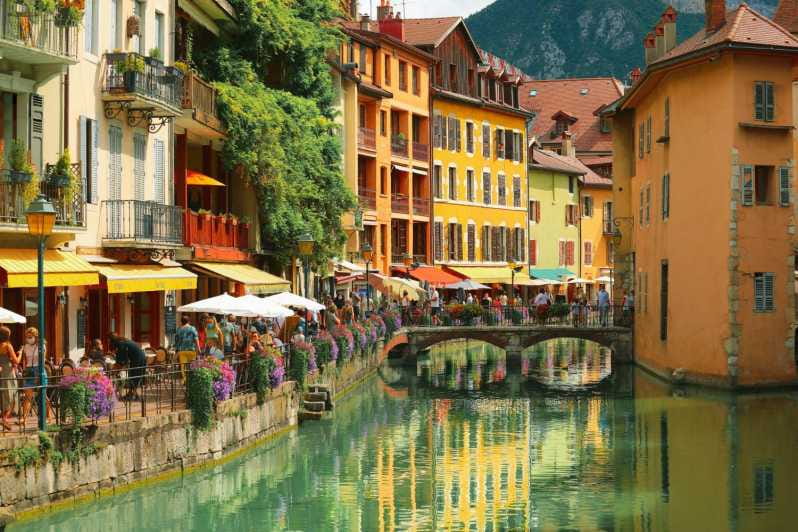 Annecy: Express Walk with a Local in 60 minutes - Exploring Annecy in 60 Minutes: A Genuine Local Introduction