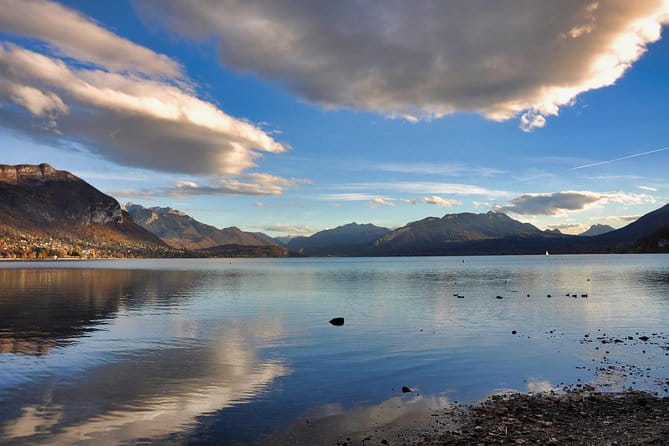 ANNECY | Private Walking Tour of Annecy's Historical Center - Exploring Annecy with a Private Guide