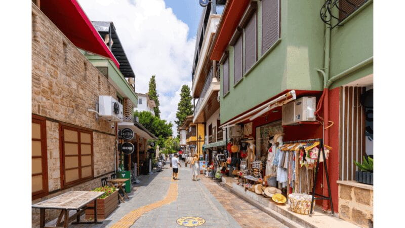 Antalya: Aquarium and Old Town Guided Tour - Key Points / Takeaways