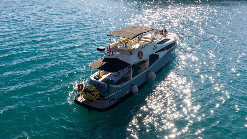 Antalya Transfer with Kleopatra Beach Stop Deluxe Yacht Tour - Starting Strong: The Pickup and Initial Impressions