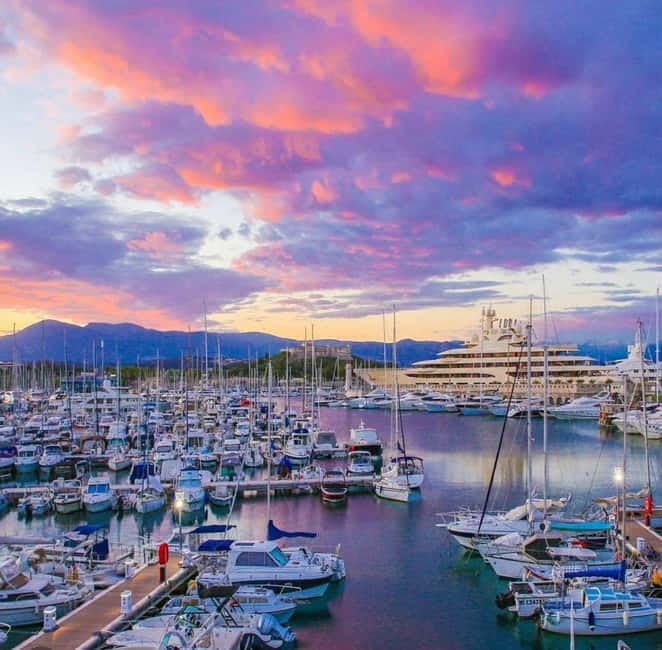 Antibes: Chic & Seek Shopping Tour with Coffee & Pastry - Key Points / Takeaways