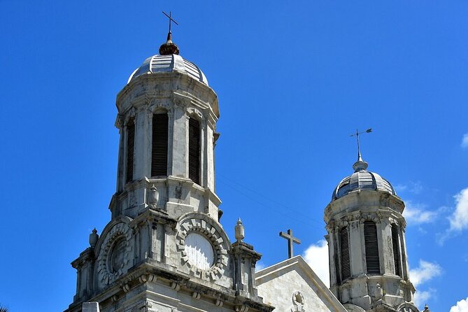 Antigua VIP Tours - Semi-Private Gold Tour - Guide and Anecdotes