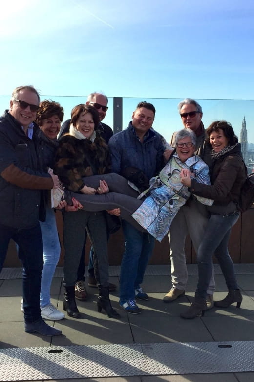 Antwerp: City Highlights Walking Tour - Location and Meeting Point: Starting at Handschoenmarkt