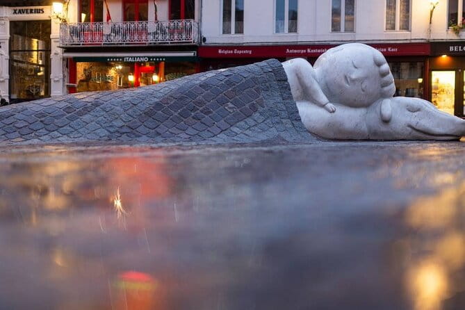 Antwerp: Help the Lost Boy  Self-Guided Mystery Walk - Exploring Antwerp’s Charming Old Town Through a Puzzle