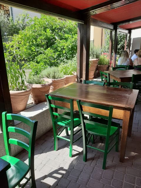 Aosta: A Full Meal Walking Food Tour with a Local - Why This Tour Works Well for Travelers