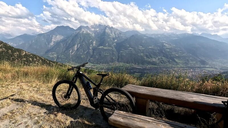 Aosta: E-bike full suspension day rental - Key points / Takeaways