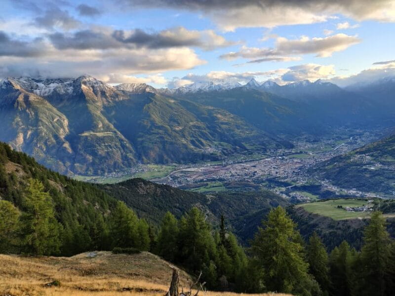 Aosta: E-bike full suspension day rental - Guided or Independent: Your Choice