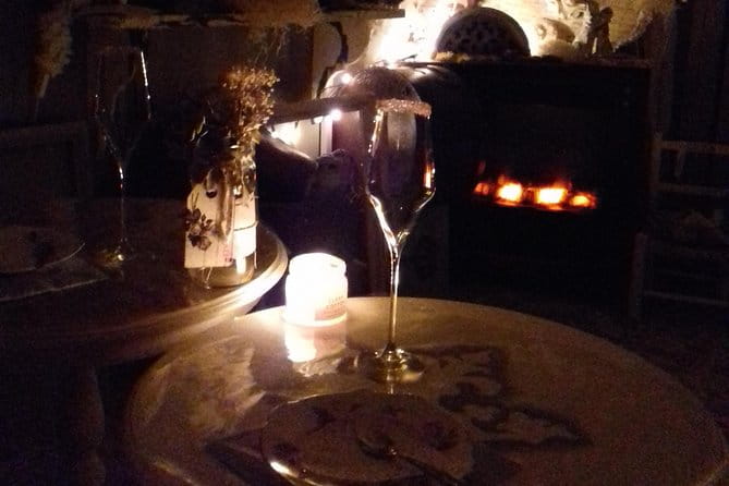 Aperitif dinner in a bohemian caravan - Entering the Bohemian Caravan: A Step into Charm