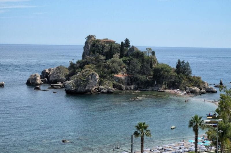 Aperitif on a sailboat in Taormina - FAQs