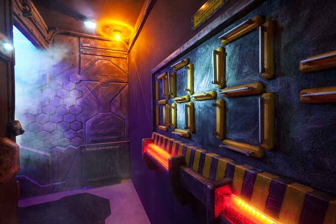 Apocalypse Zombie 2213 Escape Game in Prague - Working as a Team