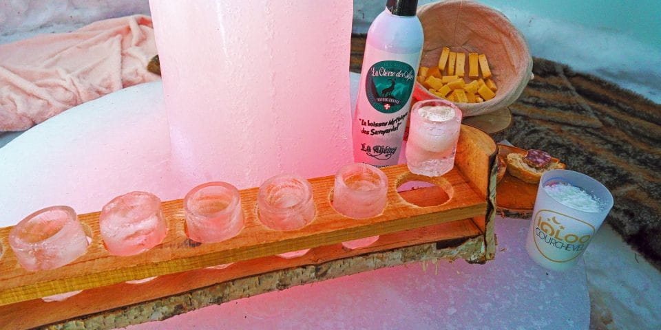 Appetizer in an Igloo - Aperitif in Igloo Experience