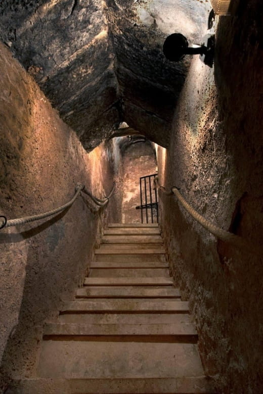 Aranda De Duero: Wine Tasting Course With Iberian Tasting - Historical Context of the Winery