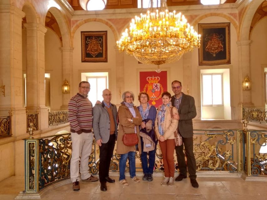 Aranjuez: Royal Palace Guided Tour - What to Bring