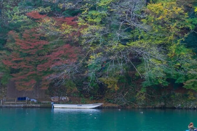 Arashiyama Autumn Leaves & Sanzen-In Temple Tour From Osaka/Kyoto - Itinerary Highlights