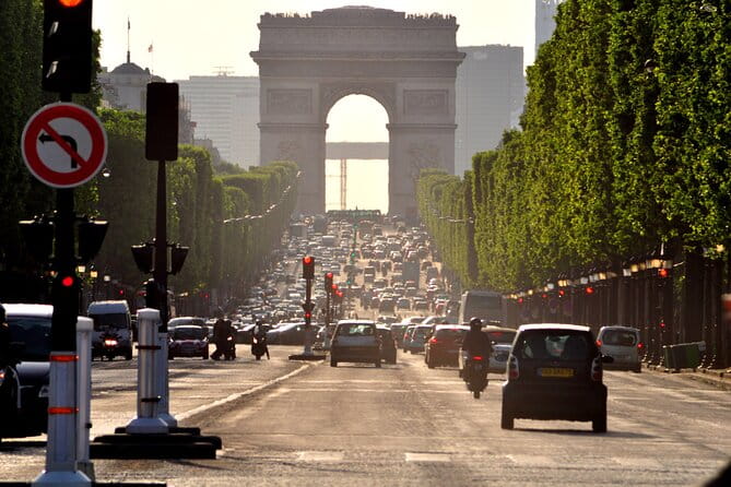 Arc de Triomphe and the Champs-Elysees Discovery Private Tour - Frequently Asked Questions