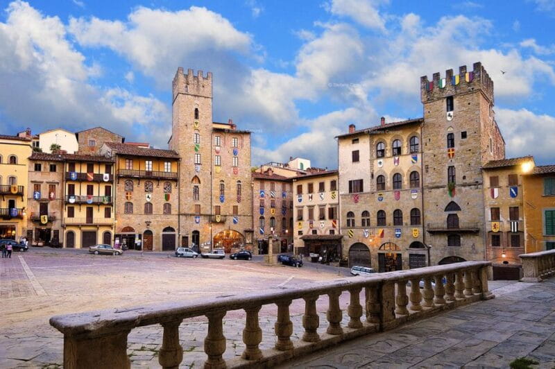 Arezzo: Private Walking Tour - Exploring Arezzo’s Architectural and Artistic Gems