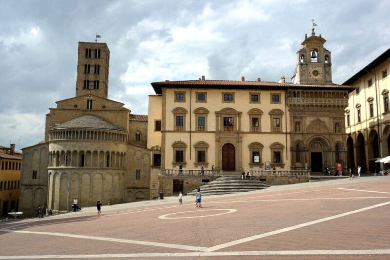 Arezzo: Private Walking Tour - The Sum Up