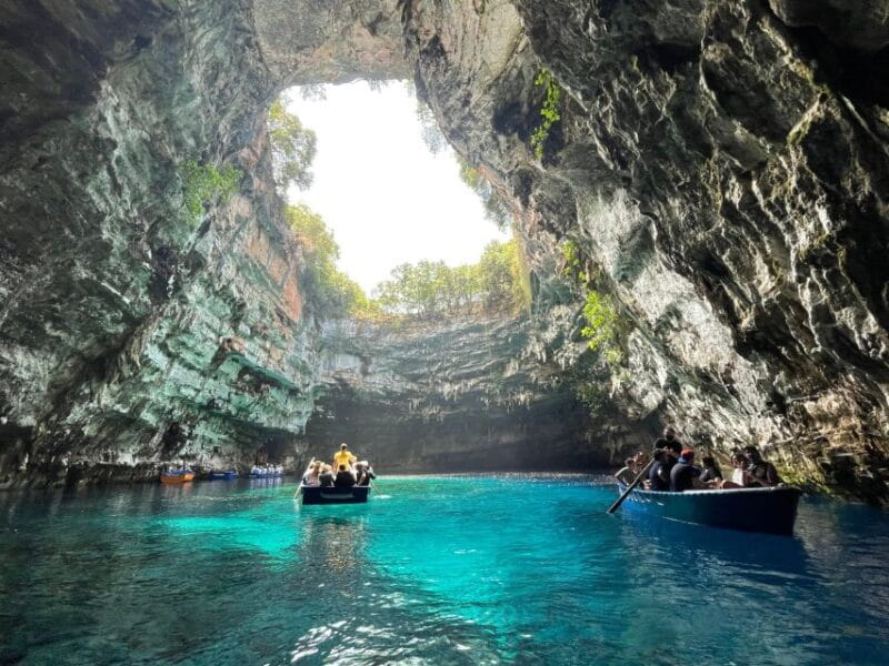 Argostoli: Melissani Lake, Drogarati Cave, and Myrtos Beach - Key Points / Takeaways