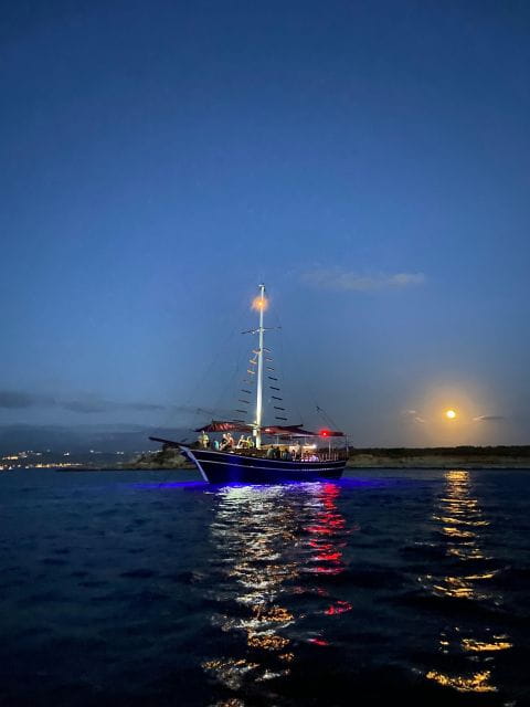 Argostoli: Sunset Cruise with Swim Stops, Dinner, and Wine - Price and Logistics: Good Value for What You Get