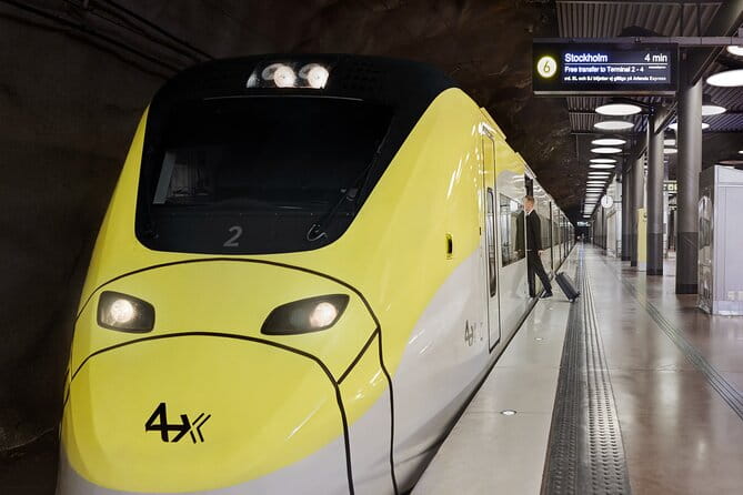 Arlanda Express Train Airport and Stockholm City Transfer - The Practical Guide to the Stockholm Arlanda Express