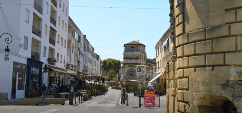 Arles Vincent Van Gogh Walking Tour with an APP - Discovering Van Goghs Arles Through a Self-Guided Lens