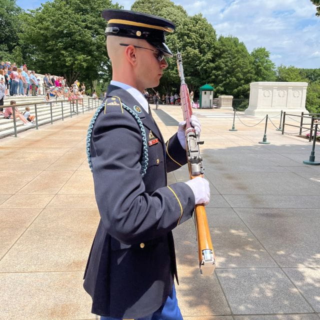 Arlington Cemetery & Changing of Guard Small-Group Walking - Itinerary Highlights