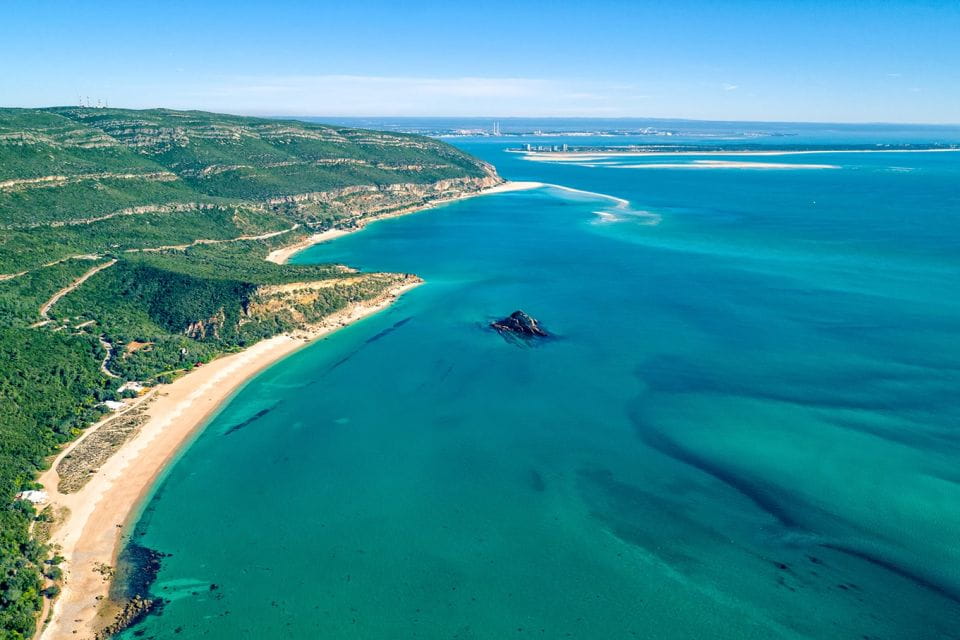 Arrabida and Bacalhoa Wine Tasting Private Tour From Lisbon - Quinta Da Bacalhoa