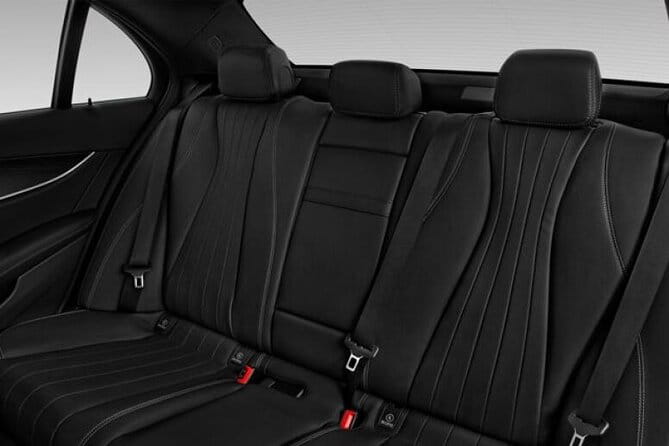 Arrival Transfer from Paris Train Stations to Paris by car or van - Why a Private Transfer Might Be Worth It for You