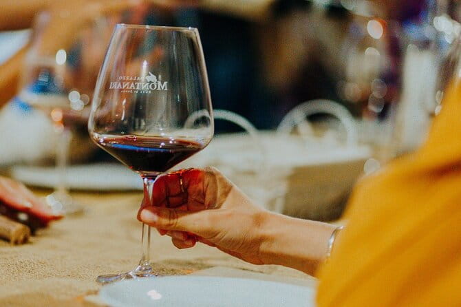 Art & Wine Experience in Valpolicella at Palazzo Montanari - Walking Through the Vineyards and Gardens