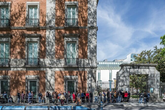 Art & Wine Experience: Thyssen Museum Tour & Wine Tasting - Exploring Madrid’s Art and Wine Culture