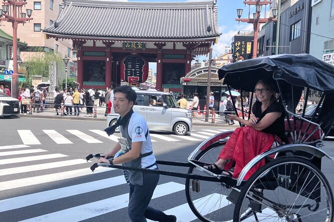 Asakusa, Tokyo: Rickshaw Experience and Highlights Walking Tour - Exploring Historic Landmarks