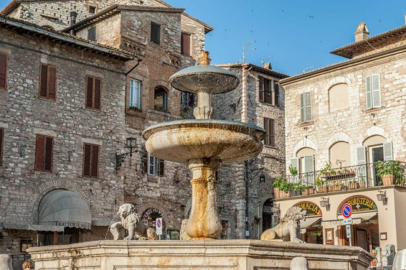 Assisi City highlights and St. Francis Basilica Tour - The Tour Begins at Parcheggio Saba Matteotti