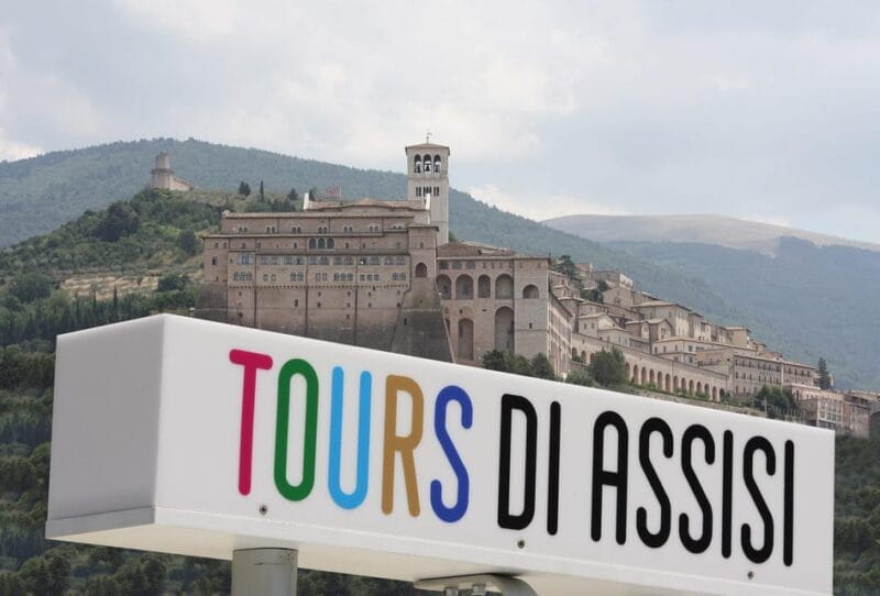 Assisi: Grand Tour Tuk Tuk - Italian driver - Unique and Authentic Touches