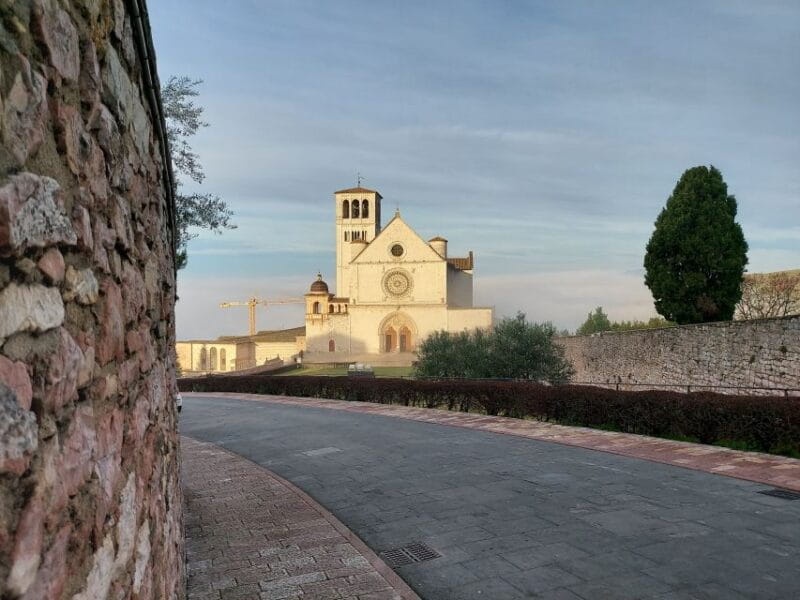 Assisi: Private Guided Tour of the Basilica of Saint Francis - An In-Depth Look at the Assisi: Private Guided Tour of the Basilica of Saint Francis