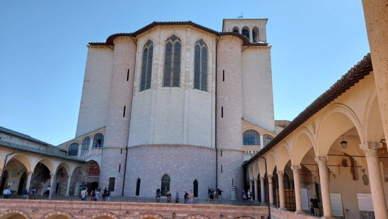 Assisi: Private Guided Tour of the Basilica of Saint Francis - Logistics, Value, and Who Should Consider This Tour