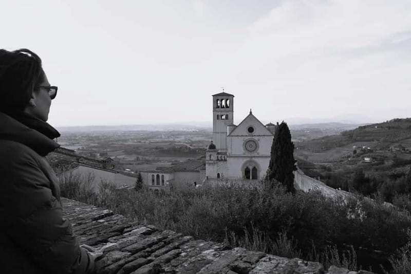 Assisi: Private or Group Photo Session with a Local - Exploring Assisi Through the Lens: An In-Depth Review