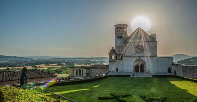 Assisi: Walking Tour with St. Francis Basilica Visit - Key Points / Takeaways