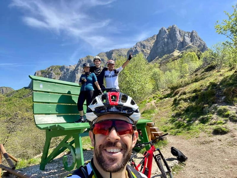 At the foot of Mount Corchia: E-Bike Tour in the Apuan Alps - Key points / Takeaways