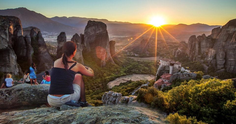Athens: 2-Day Meteora Tour in Spanish With Guide & Hotel - Day 2