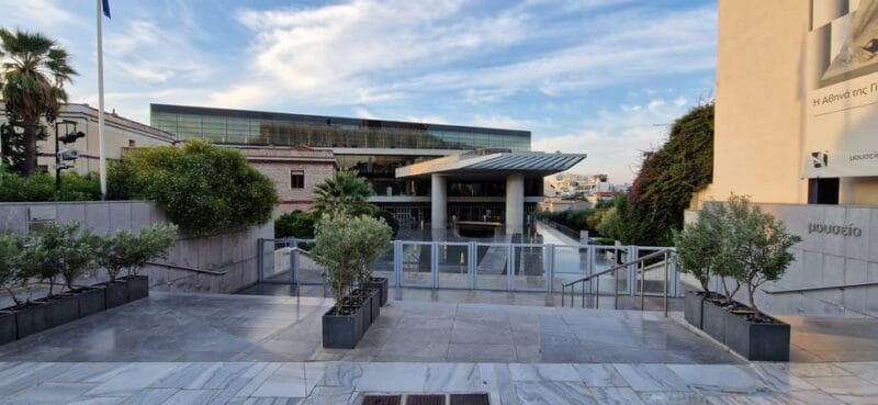 Athens: 8 hours Private Tour with local experienced driver - Authentic Greek Cuisine and Cultural Flavor