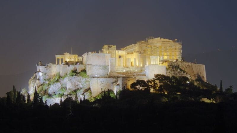 Athens at Night Small-Group Walking Tour with Dinner - Who Will Love This Tour?