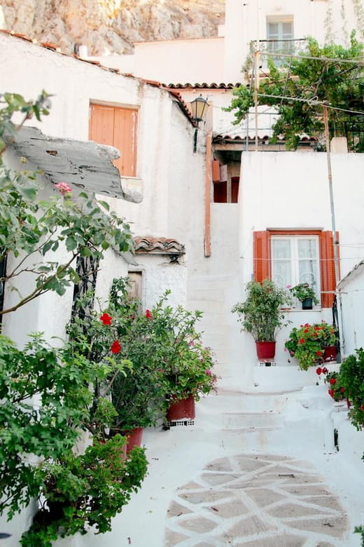 Athens Day Tour with Guide - Price and Value: Does It Make Sense?