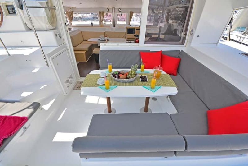 Athens Full-day catamaran cruise with meal & drinks - Lunch and Refreshments: A Satisfying Greek Meal on Board